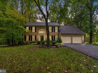 6609 Belle Chase Ct, Gaithersburg, MD 20882