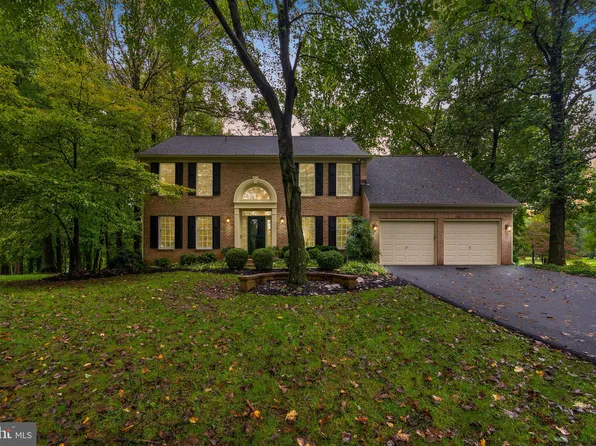 6609 Belle Chase Ct, Gaithersburg, MD 20882