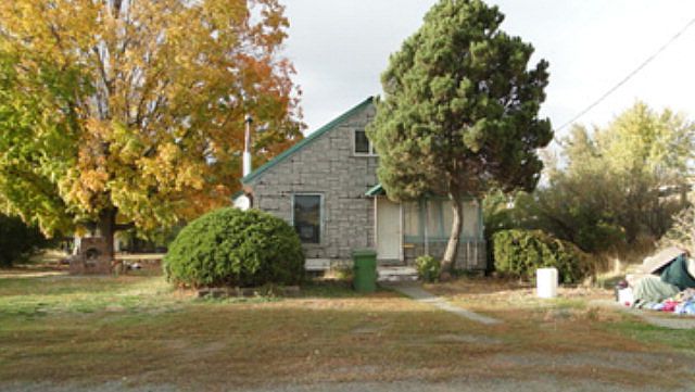 2nd image of 735 E Patit Ave
