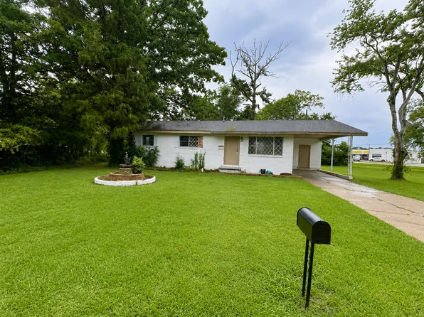 218 Reynolds St, Pearl, MS 39208