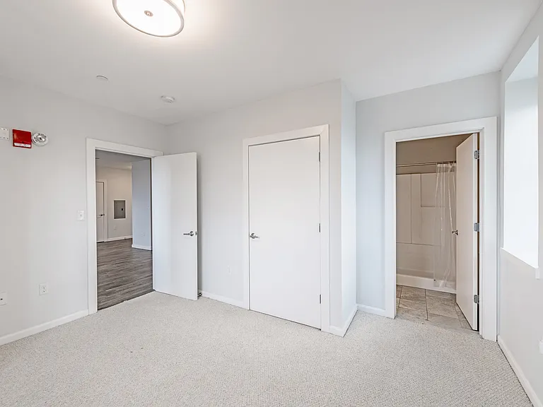 1505 Commonwealth Ave — Photo 45