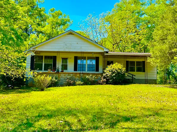 162 Poplar Rd, Alexander City, AL 35010