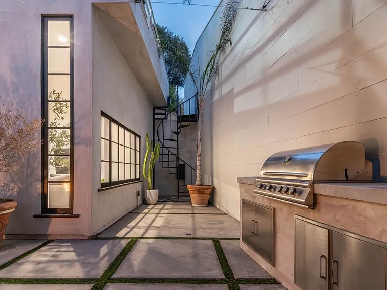 6467 Deep Dell Pl — Photo 25
