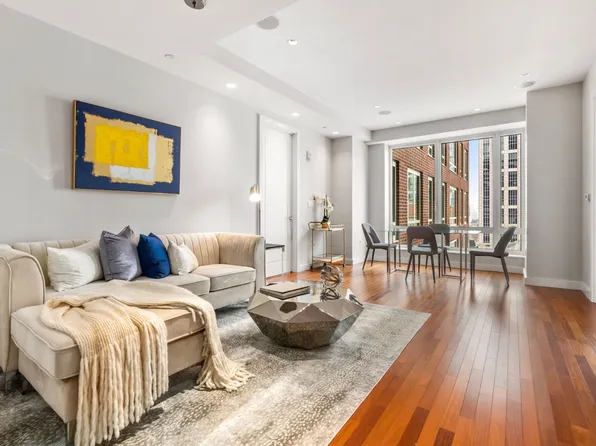 400 Stuart St #16A, Boston, MA 02116