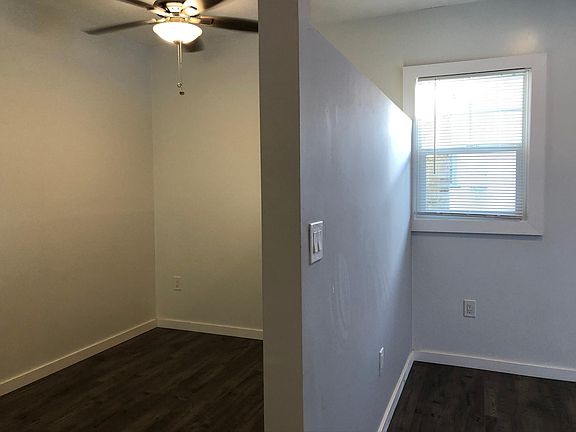 4th image of 372 2nd Ave