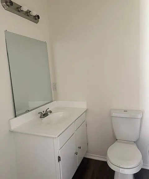 38508 11th St E #11 — Photo 5