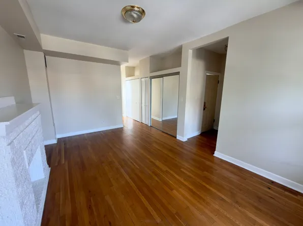 4544 N Western Ave #3, Chicago, IL 60625
