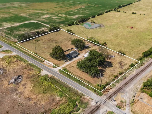 1657 County Road 4700, Coffeyville, KS 67337