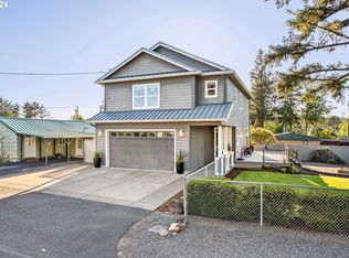 2150 Bayview Rd W, Tillamook, OR 97141