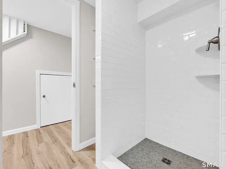 7 Olson Ave — Photo 22
