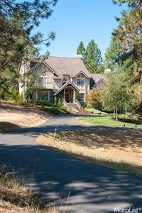 691 Conifer Ln, Auburn, CA, 95602