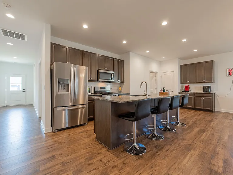5006 Forsythia Pl — Photo 18