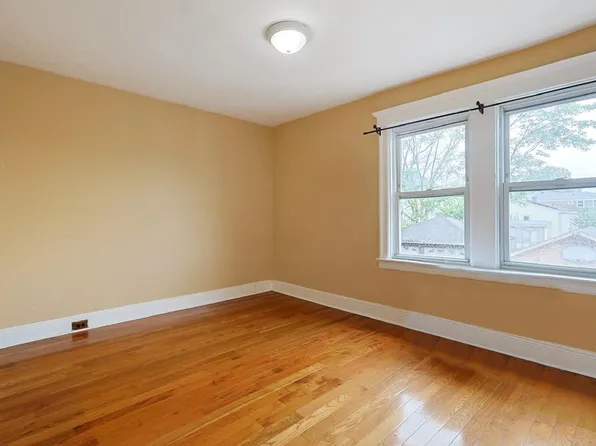 711 74th Street image 17 of 30