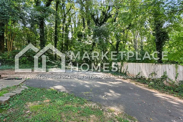 427 Whispering Pines Dr — Photo 24