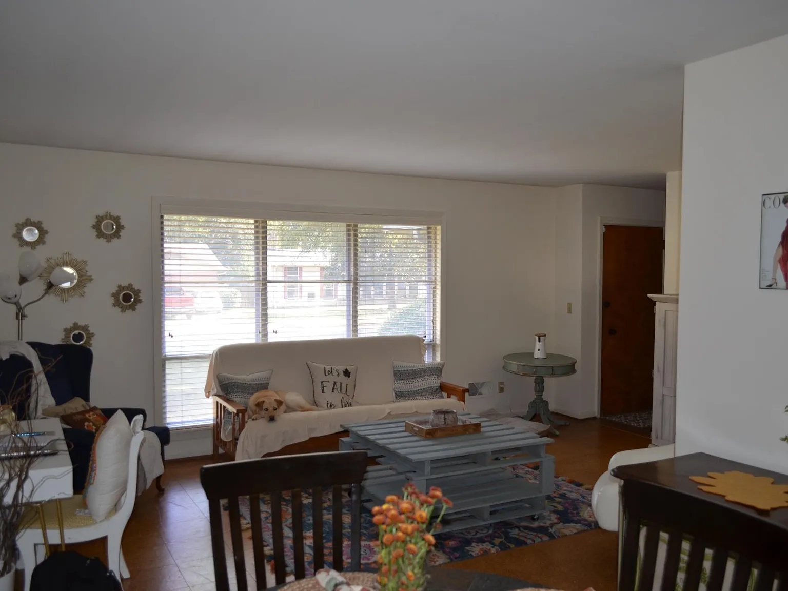 3 bed, 2.5 bath, 2077 sqft, $2,850 — Photo 3