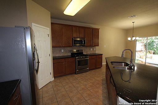 5th image of 1211 Ganton Ln
