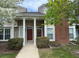 5685 Pine Aires Dr, Sterling Heights, MI 48314