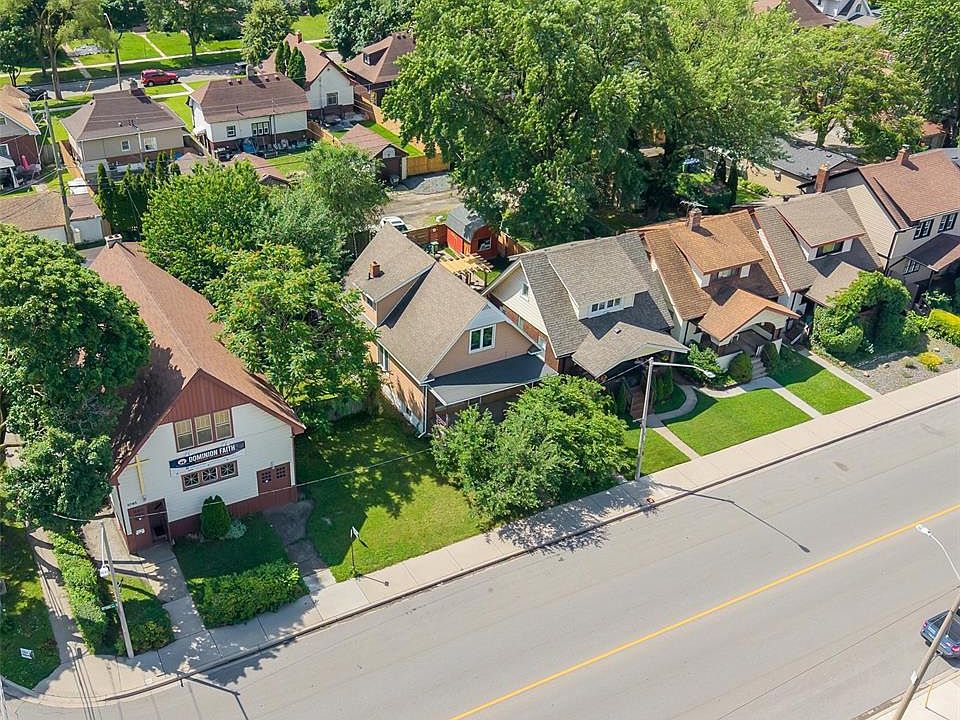1st image of 2075 Ottawa St