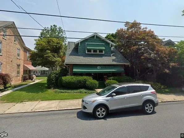 5151 2nd St, Whitehall, PA 18052