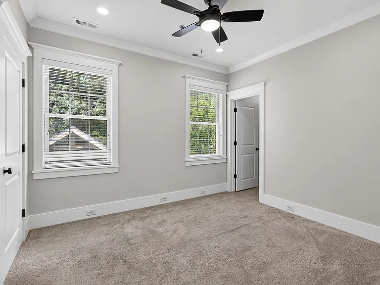 2409 Spring Creek Blvd NE — Photo 23