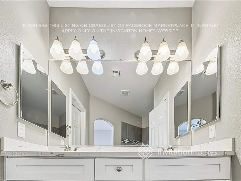 8121 Indigo Gully Ct — Photo 9