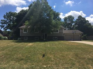 120 Pine Meadow Pl, Painesville, OH