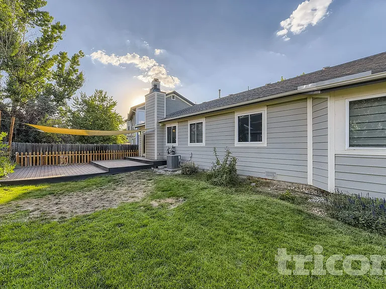 19206 E Clear Creek Pl — Photo 18