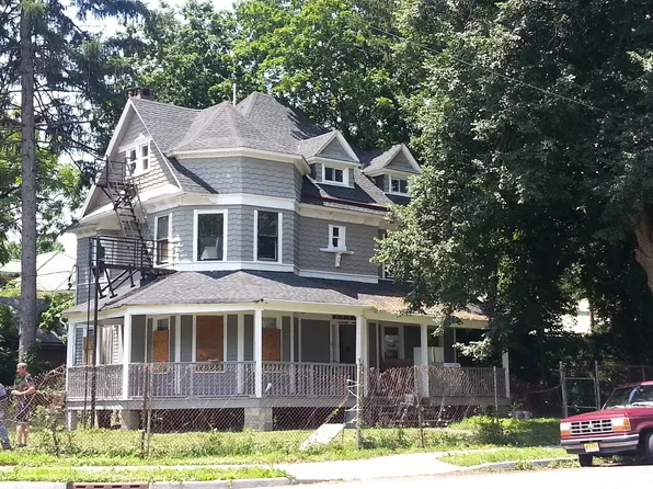 801 Carteret Ave, Trenton, NJ 08618