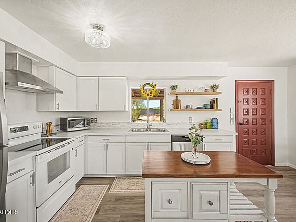 3rd image of 27426 N 44TH Street