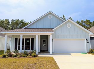 7800 Coral Ln, Ocean Springs, MS 39564