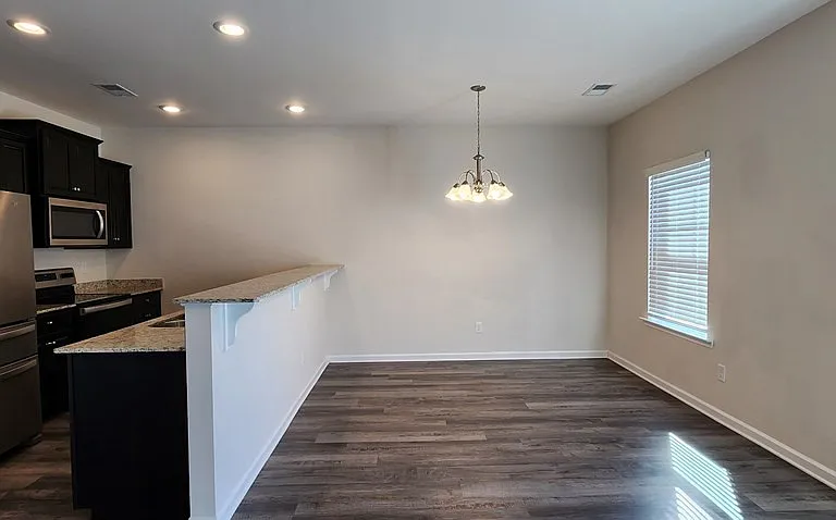 2920 Old Field Rd — Photo 3
