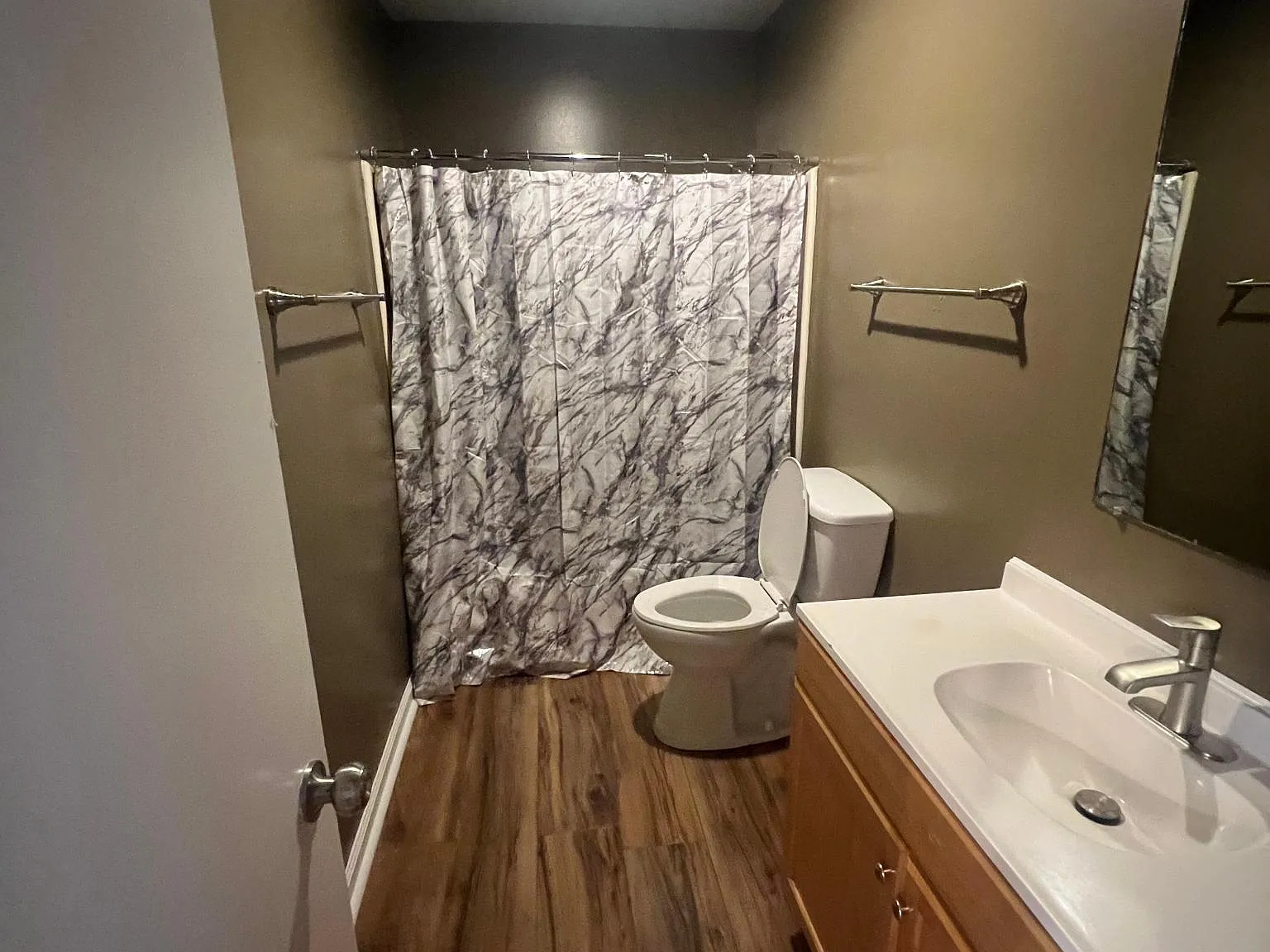 1228 Corinth St — Photo 2