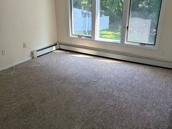 4th image of 425 Old Town Rd Floor 2