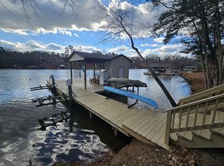 134 Brookstone Dr, La Crosse, VA 23950