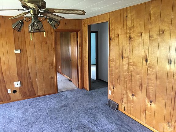 3rd image of 103 N 6th St