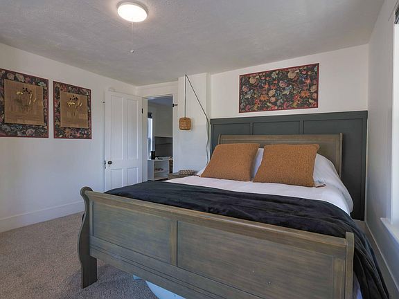 Master bedroom.