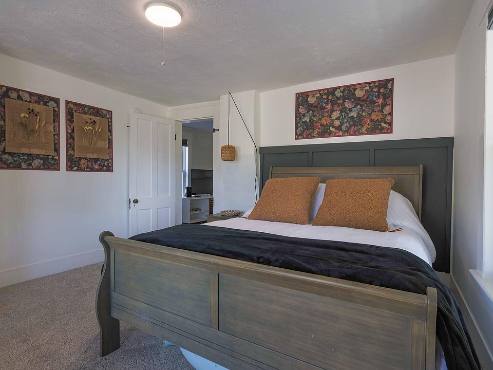 Master bedroom.