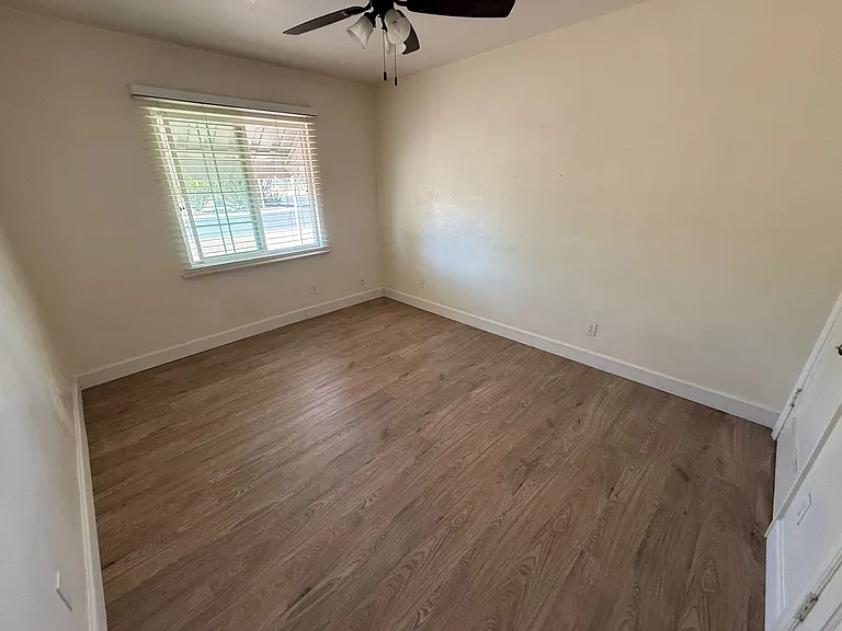 350 E Virginia Rd #350 — Photo 36