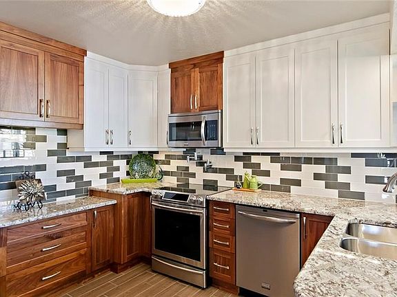 4th image of 5801 Bahia Del Mar Cir APT 516