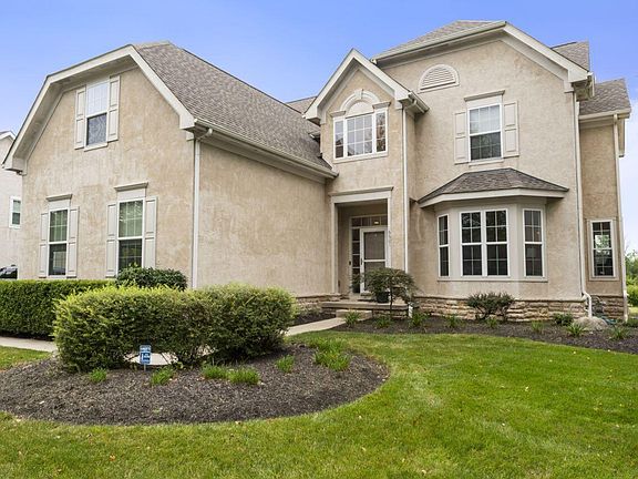 2nd image of 6601 Dalmore Ln