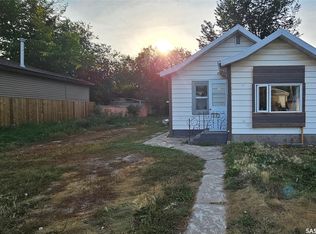 127 M Avenue S, Saskatoon, SK S7M 2K1