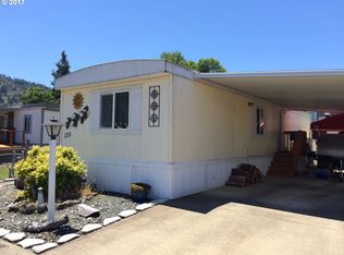 145 SE Estate Loop, Winston, OR 97496