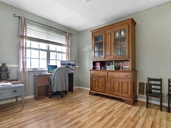 5th image of 1254 Arbor Cir