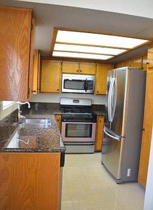 4th image of 131 N Craig Ave #5
