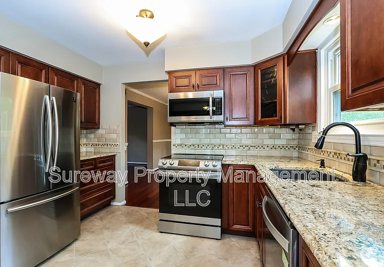 44 Red Oak Dr — Photo 7