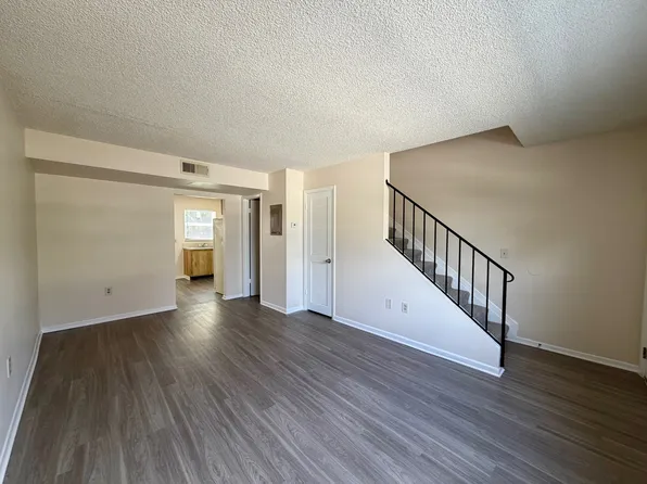 Palm City Apartments