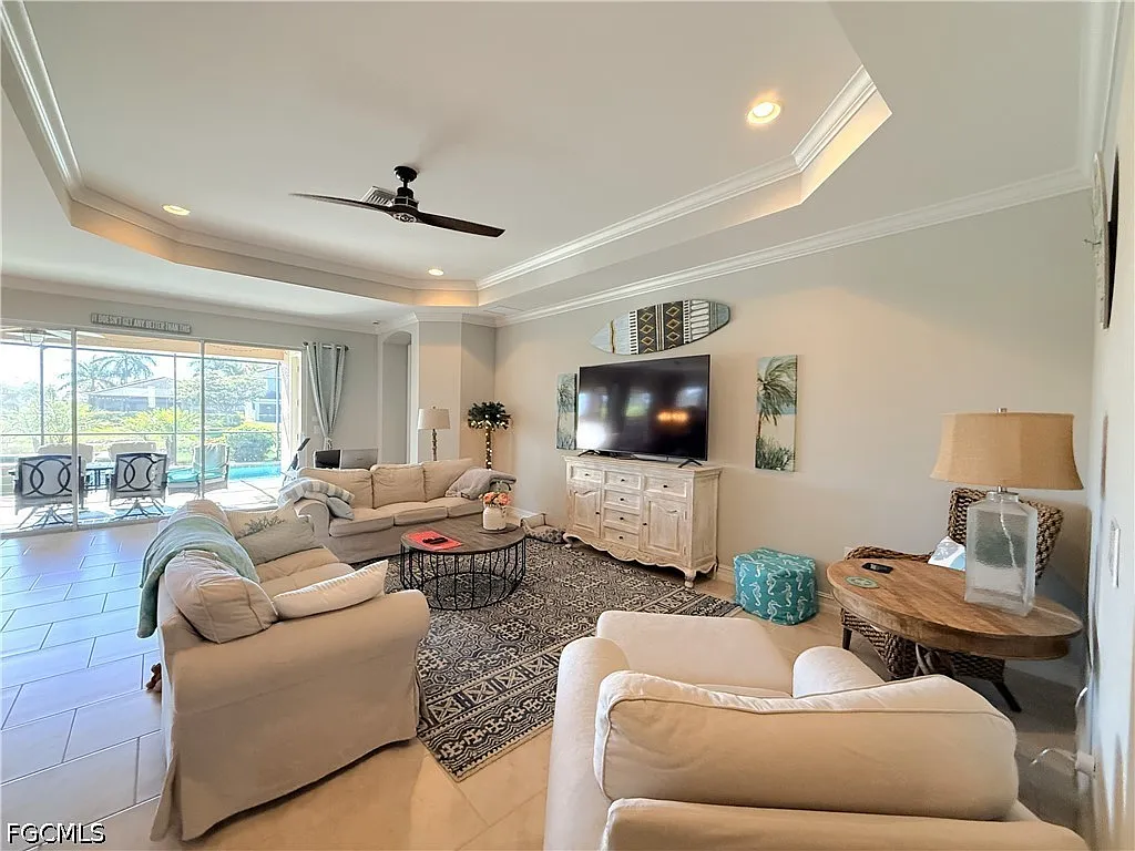4 bed, 3.5 bath, 2432 sqft, $3,500 — Photo 3