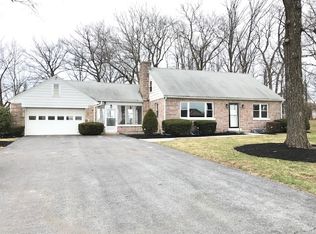 7161 Kernsville Rd, Orefield, PA 18069