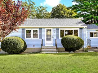 32 Henderson Circle, Salem, NH 03079