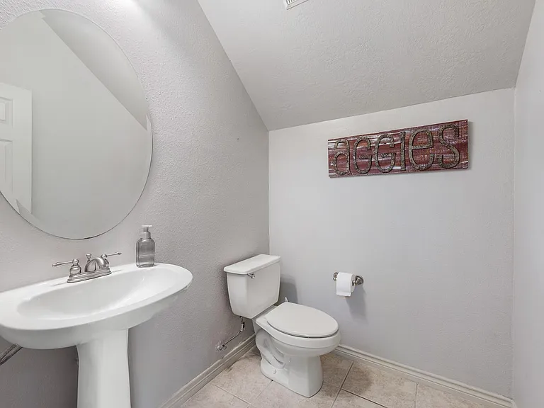 400 Forest Dr — Photo 15